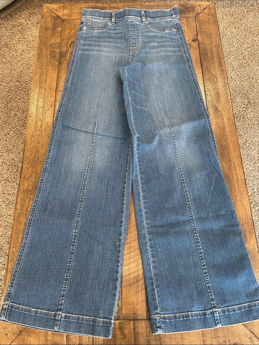 SPANX Flared Wide-Leg Jeans in Medium Blue D66